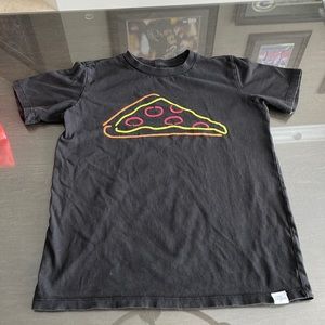 Kid Dangerous Los Angeles black pizza 🍕 T-shirt